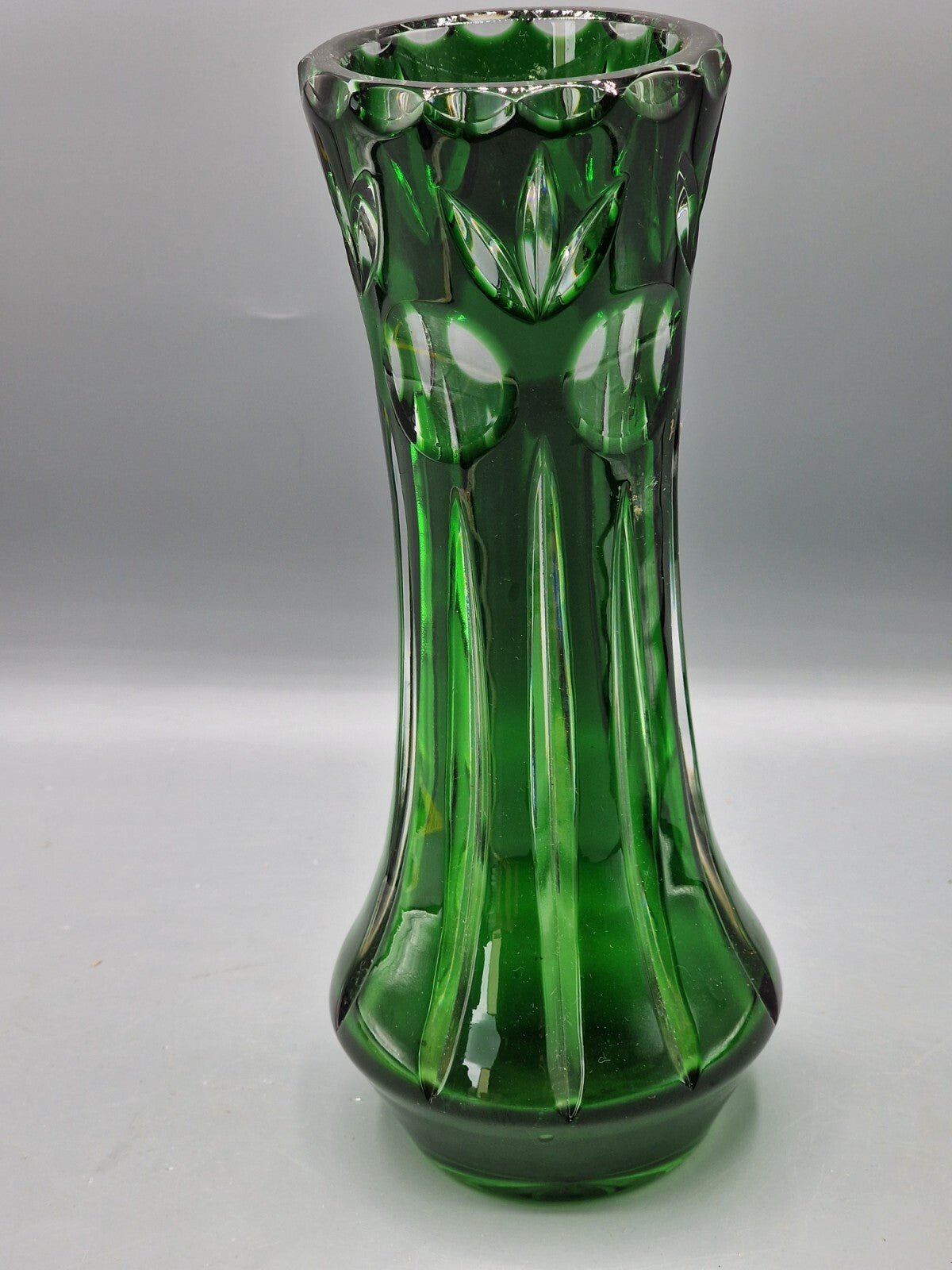 Antiquität, Glasvase, Sammler, Bamberg Firma Nachtmann, dunkelgrüner Überfang